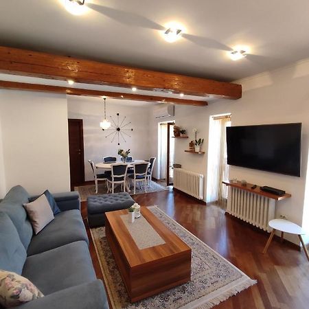 Deluxe Apartment Lejla - Free Garage Parking Сараєво Екстер'єр фото